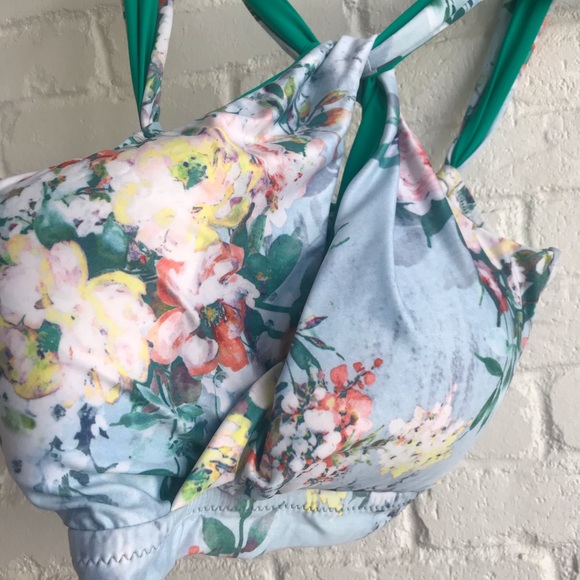 NWT Becca Virtue Plus Size Bikini Swimsuit Top - Picture 3 of 10